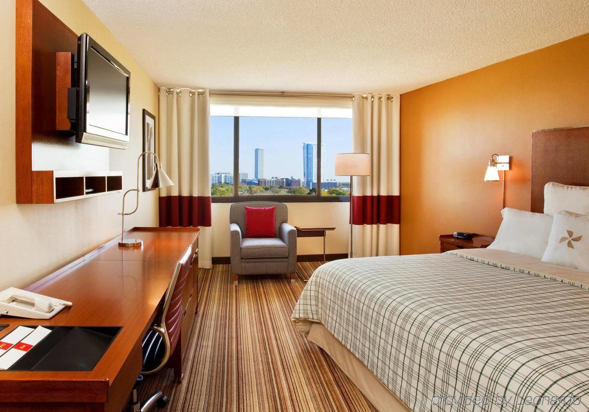Four Points By Sheraton Houston Greenway Plaza Εξωτερικό φωτογραφία